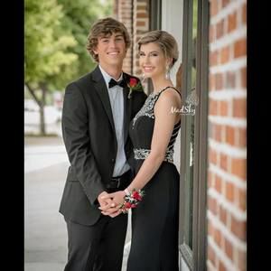 Meet your Posher, Gregory